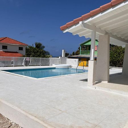 Silver Sands Beach Villas Are Great For Family-Friendly Activities Christ Church Exterior photo